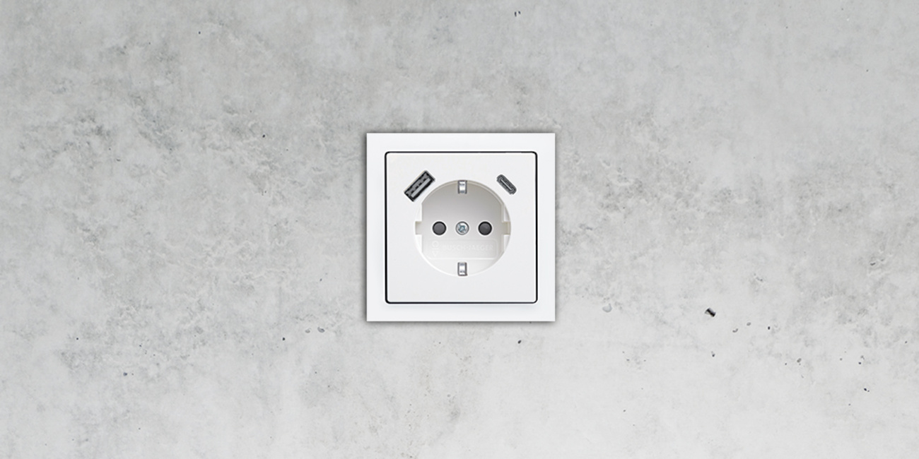 SCHUKO® USB-Steckdose bei CWTec Elektrotechnik in Wiesenfelden